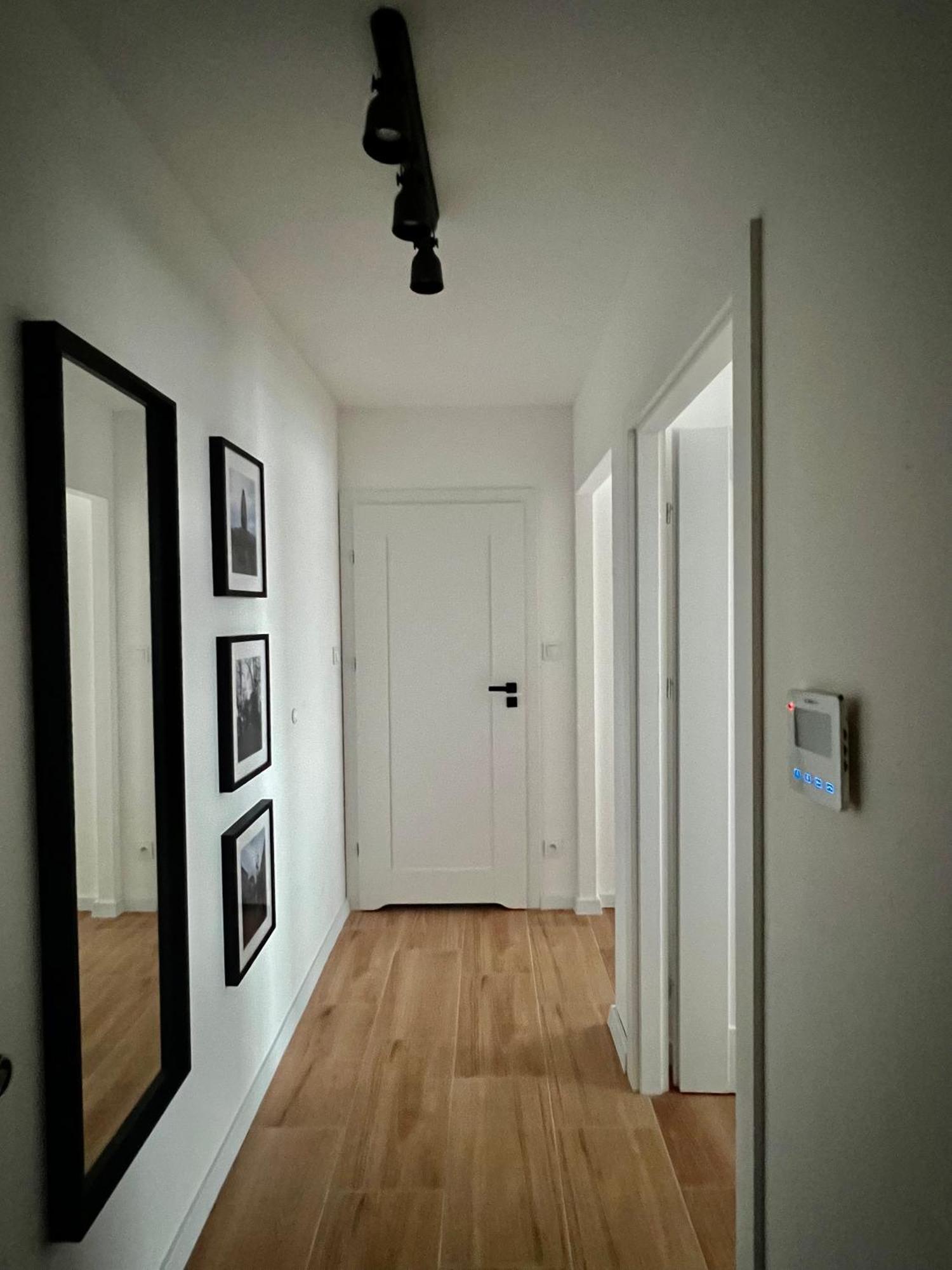 Apartment Przytuly 4, Self Check In, Parking, Blisko Lotniska